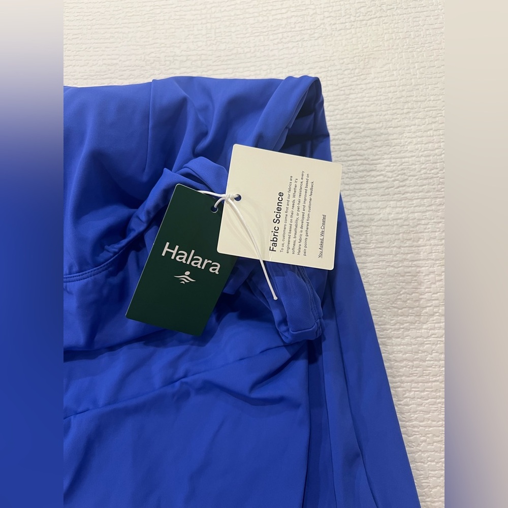 Halara Softlyzero™ Airy Square Neck Backless Corset Ruched Dress
Size Large
NWT - Picture 6 of 8